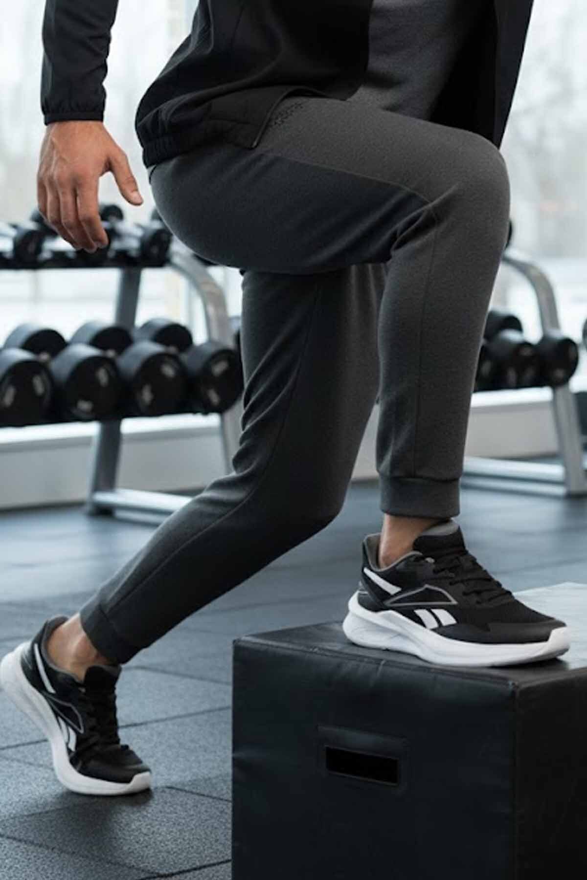 Reebok 102156232 Anes Run  III Erkek Ayakkabı
