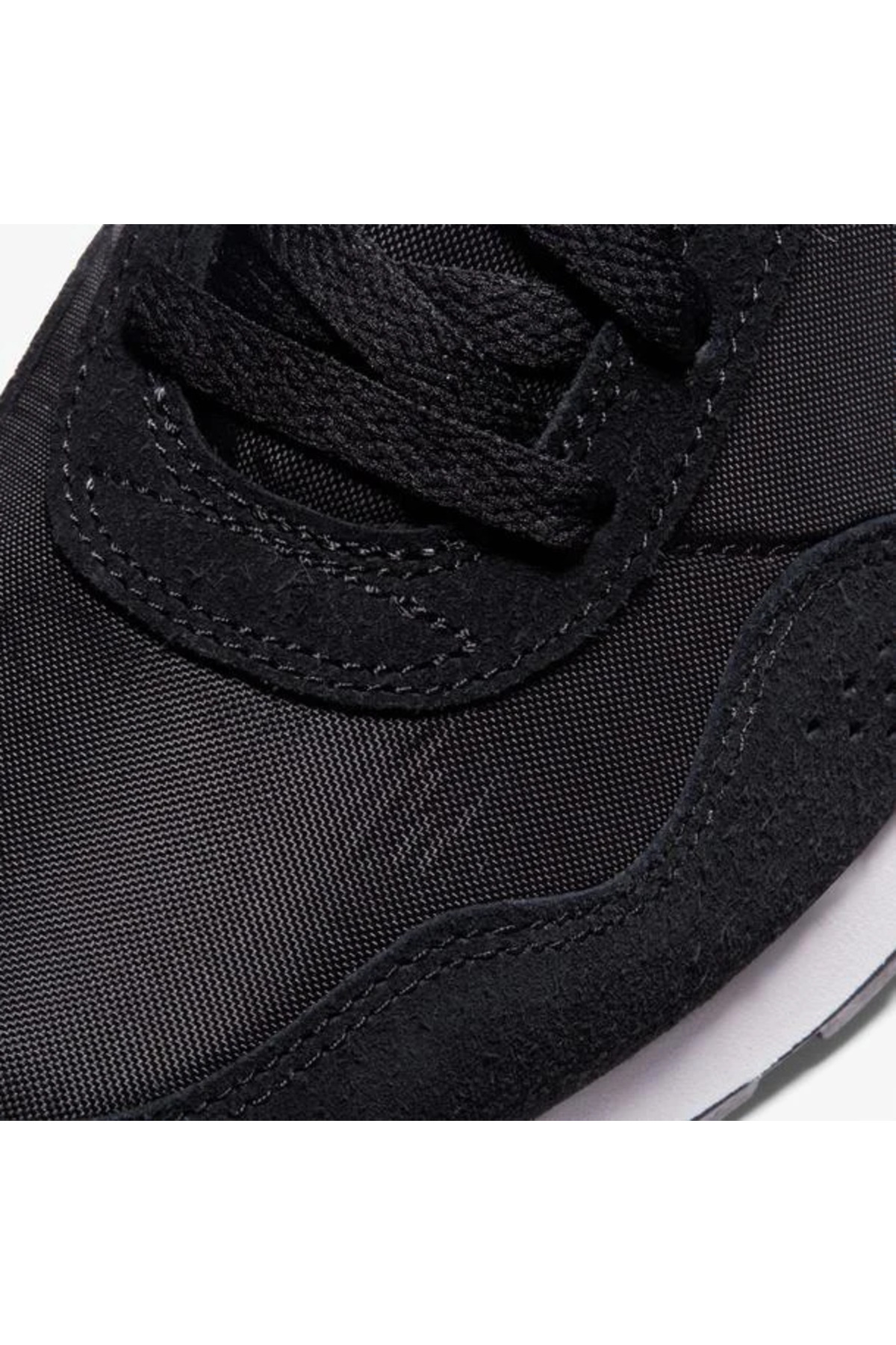 Nike MdValiant  Kadın Spor Ayakkabısı